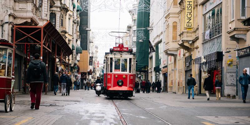 中州华酒店：以环保建材与精湛工程施工，打造大型会展活动的卓越接待与运营保障方案