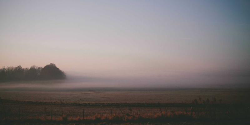 从装饰工程到智慧体验：河南中州华酒店集团如何通过智能化客房系统重塑高端入住体验