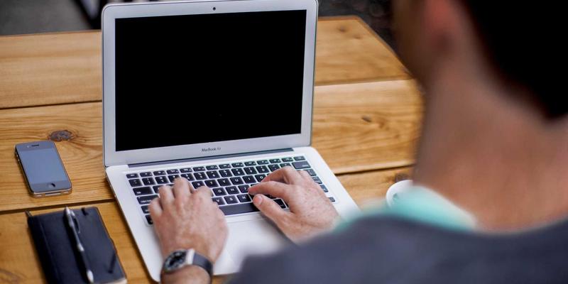 河南中州华酒店：如何运用本土建筑材料与装饰工程打造沉浸式文化体验空间